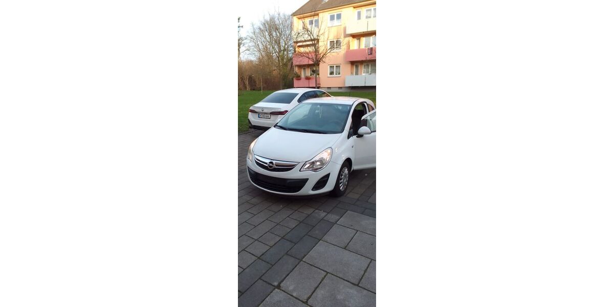Opel Corsa 67.000 km 4.000 &euro; Köln 51109