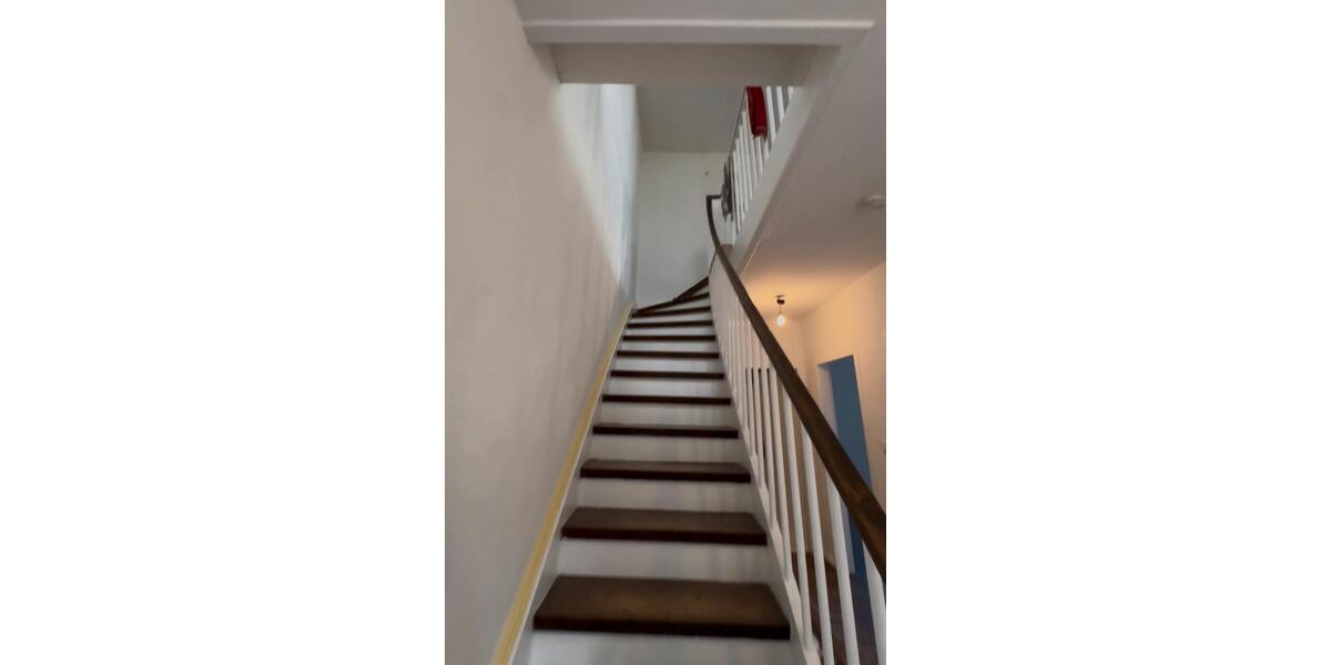 Etagenwohnung Köln Nippes - 4 Zimmer, 104 m&sup2;, 1.400&euro; | Angebot:25994193