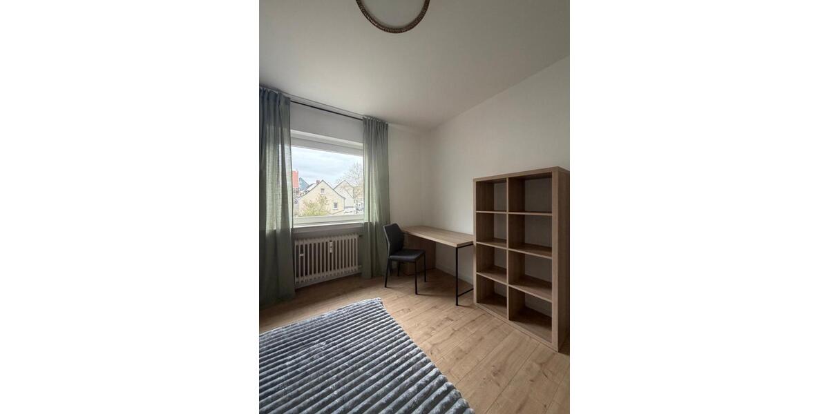 Etagenwohnung Köln Kalk - 2 Zimmer, 20 m&sup2;, 470&euro; | Angebot:25933978