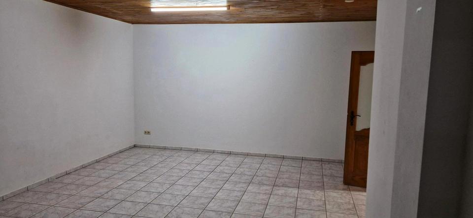 Terrassenwohnung Euskirchen - 3 Zimmer, 90 m&sup2;, 800&euro; | Angebot:25647930