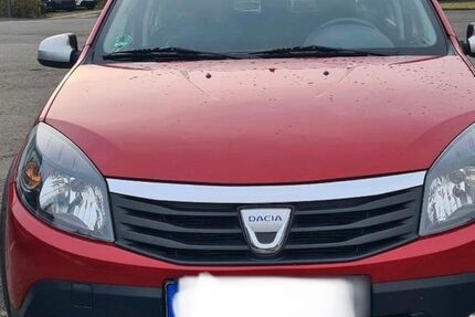 Dacia Sandero 93.000 km 4.499 &euro; Köln 51063