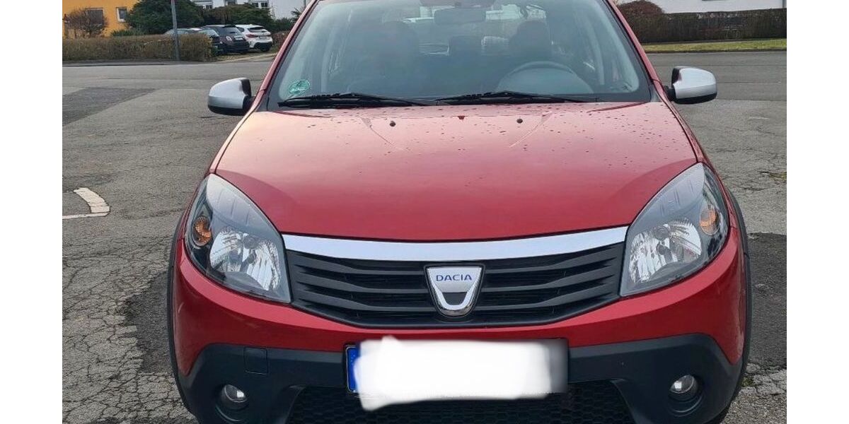 Dacia Sandero 93.000 km 4.499 &euro; Köln 51063