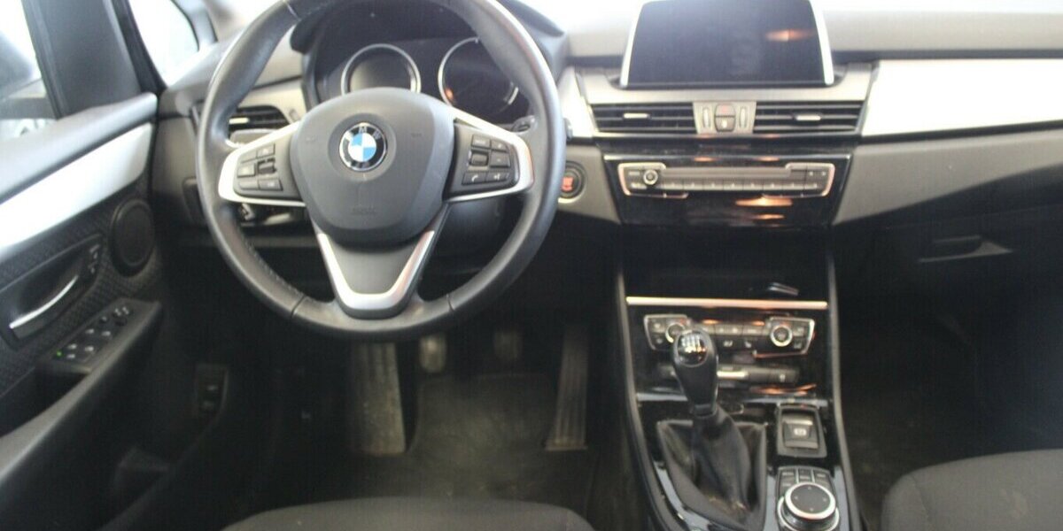 BMW 218 218d Gran Tourer Advantage 55.005 km 21.980 &euro; Euskirchen 53881
