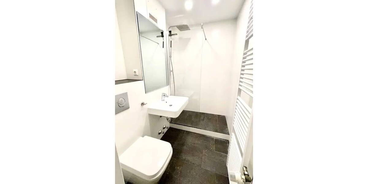 Etagenwohnung Köln Zollstock - 2 Zimmer, 47 m&sup2;, 1.040&euro; | Angebot:26274144