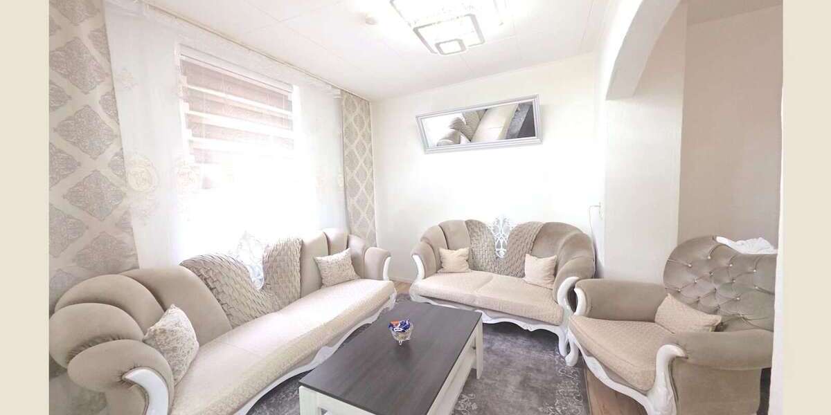 Einfamilienhaus Düren Mariaweiler-Hoven - 8 Zimmer, 127 m&sup2;, 280.000&euro; | Angebot:26974759