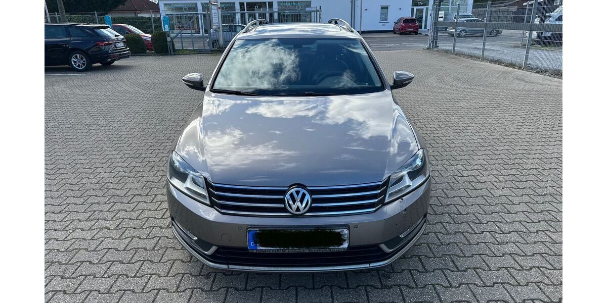 VW Passat Variant 279.500 km 4.850 &euro; Düren 52351