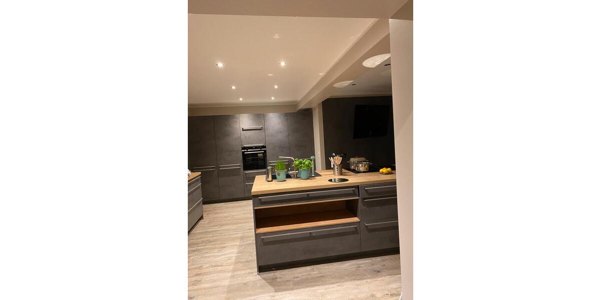 Erdgeschoßwohnung Köln Lindenthal - 5 Zimmer, 220 m&sup2;, 539.000&euro; | Angebot:25916142