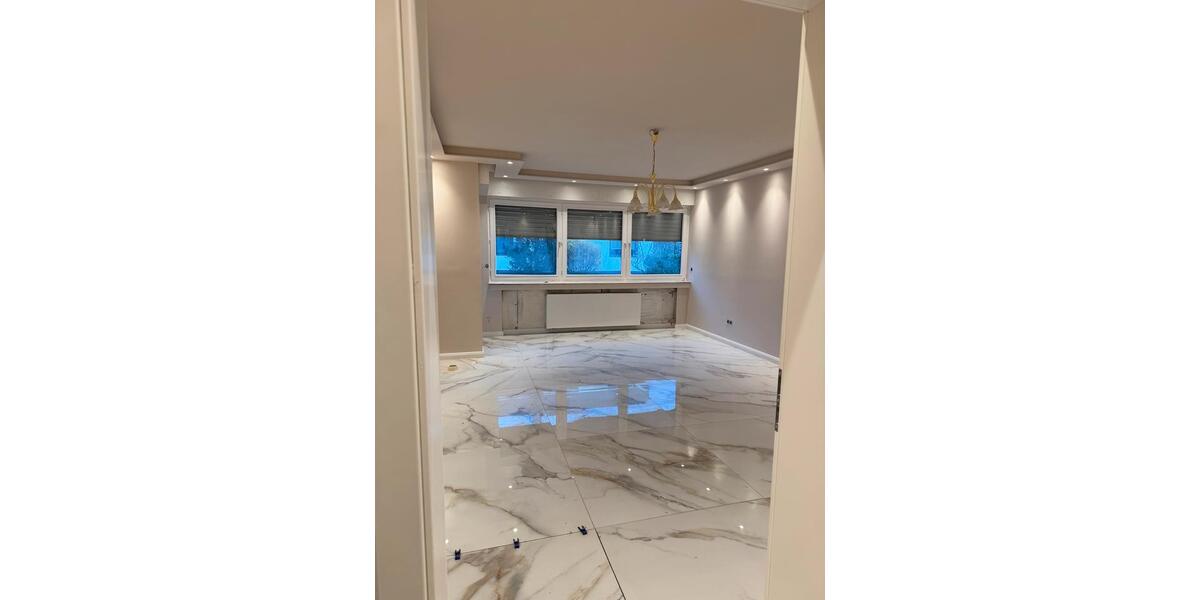 Erdgeschoßwohnung Köln Kalk - 3 Zimmer, 80 m&sup2;, 1.590&euro; | Angebot:25894306