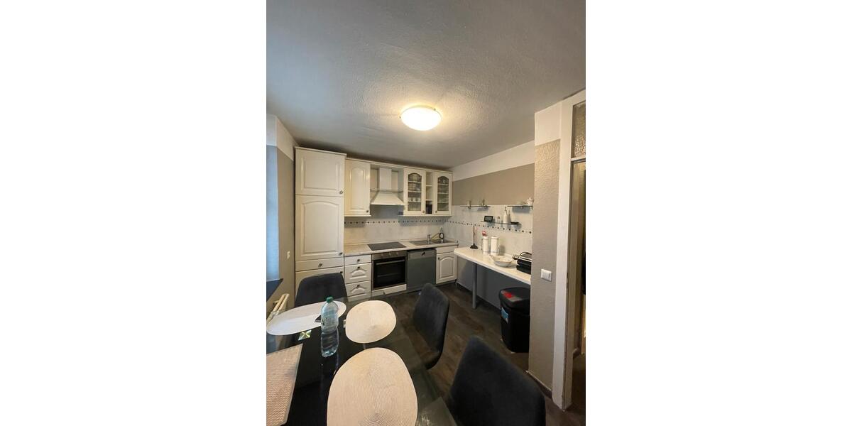 Etagenwohnung Köln Porz - 3 Zimmer, 79 m&sup2;, 240.000&euro; | Angebot:25642572