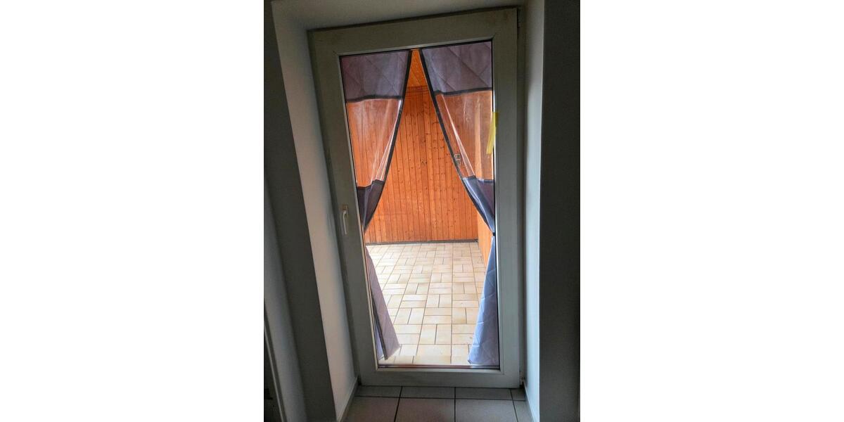 Erdgeschoßwohnung Köln Heimersdorf - 4 Zimmer, 99 m&sup2;, 1.100&euro; | Angebot:25949009