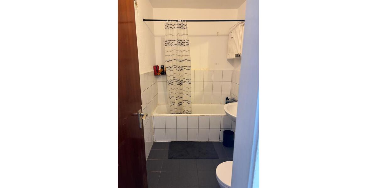 Etagenwohnung Köln Kalk - 2 Zimmer, 62 m&sup2;, 215.000&euro; | Angebot:27096058
