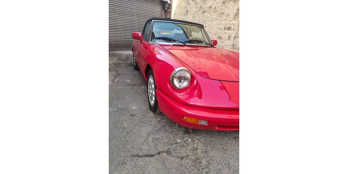 Alfa Romeo Spider 130.028 km 24.900 &euro; Nideggen 52385