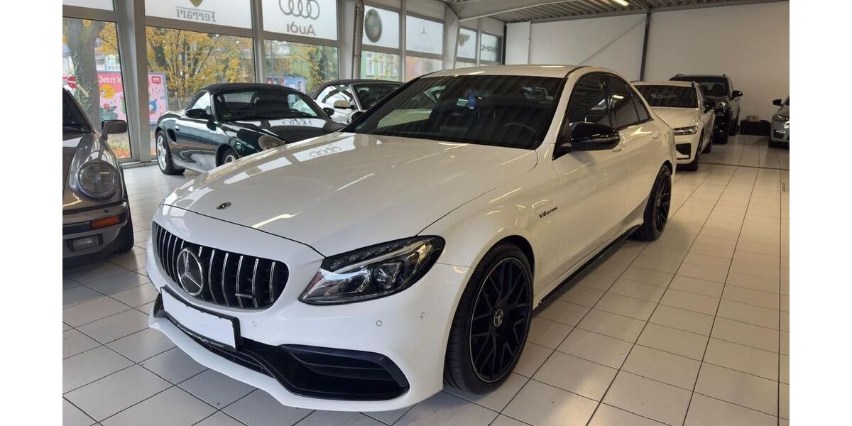 Mercedes-Benz C 63 AMG 65.000 km 41.990 &euro; Köln 50827