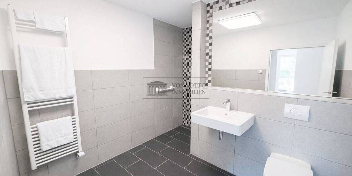 Etagenwohnung Köln Widdersdorf - 2 Zimmer, 83 m&sup2;, 467.000&euro; | Angebot:25915464