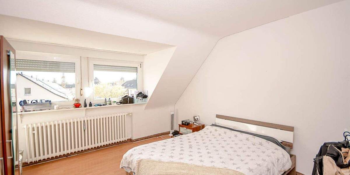 Mehrfamilienhaus, Wohnhaus Brühl Vochem - 6 Zimmer, 475.000&euro; | Angebot:25709865