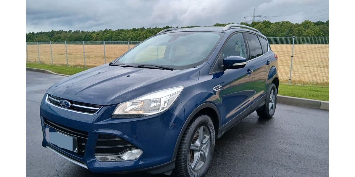 Ford Kuga 122.000 km 9.990 &euro; Kreuzau 52372
