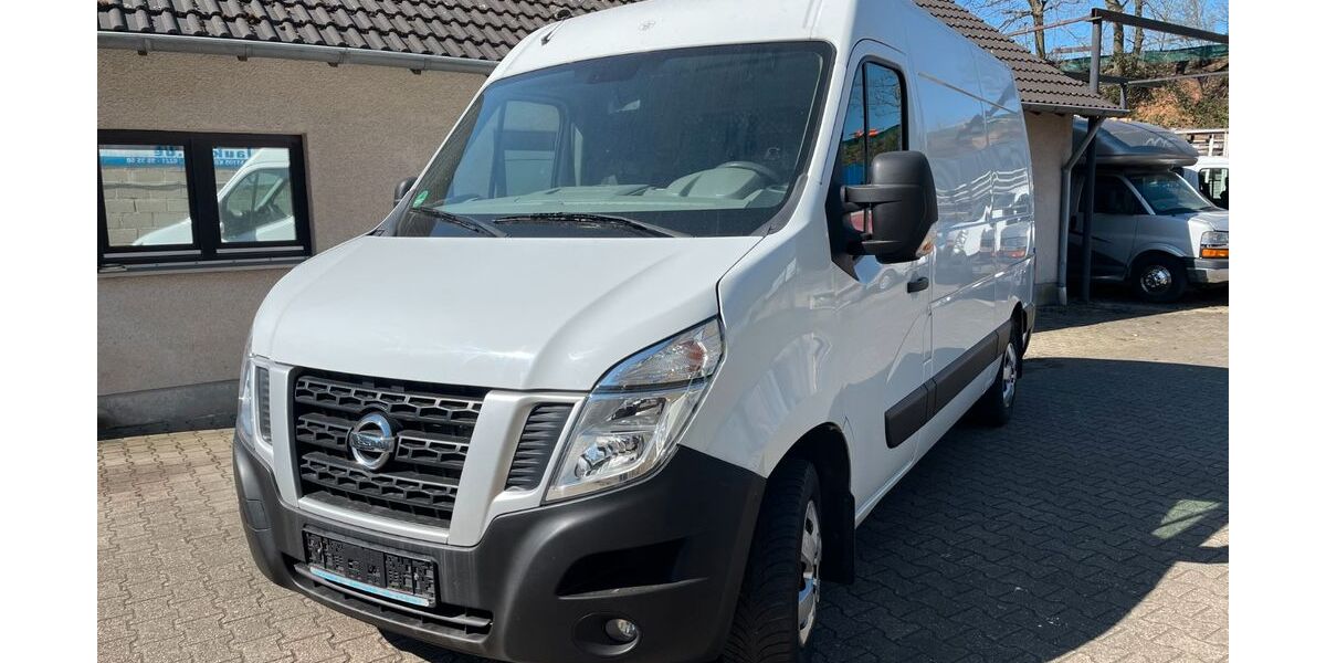 Nissan NV400 101.626 km 14.600 &euro; Köln - Poll 51105