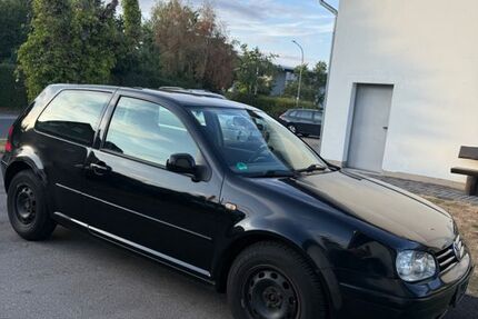 VW Golf 260.113 km 990 &euro; Hürtgenwald 52393