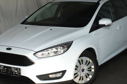 Ford Focus BUSINESS EINPARKHILFE BLUETOOTH KLIMAANLAGE 100.000 km 6.908 &euro; Köln 50858