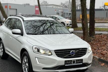 Volvo XC60 73.500 km 16.999 &euro; Köln 51107