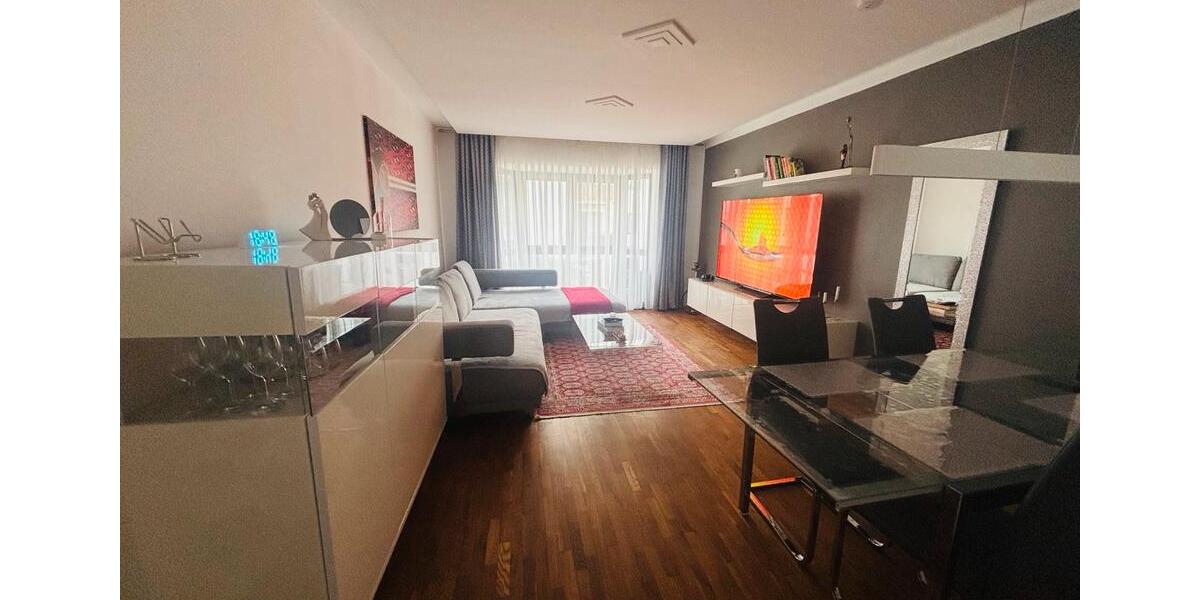 Etagenwohnung Köln Mülheim - 2 Zimmer, 55 m&sup2;, 1.215&euro; | Angebot:25616596