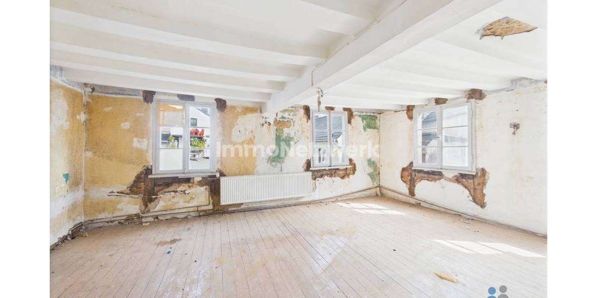 Gewerbeobjekt Euskirchen Innenstadt - 7 Zimmer, 185.000&euro; | Angebot:25715475