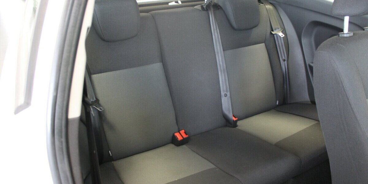 Ford Fiesta 1.2 - Klima - 85.572 km 4.980 &euro; Euskirchen 53881