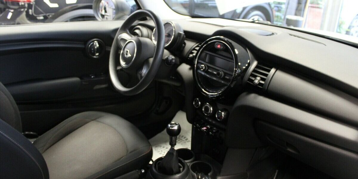 Mini ONE Salt 93.020 km 9.980 &euro; Euskirchen 53881