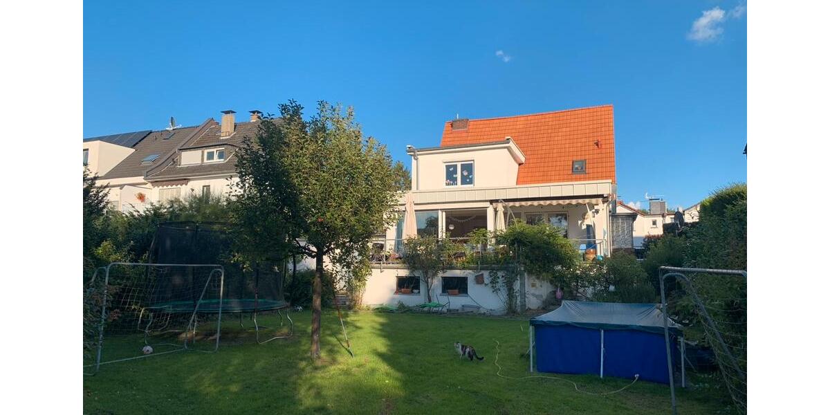 Einfamilienhaus Köln Mülheim - 5 Zimmer, 160 m&sup2;, 2.720&euro; | Angebot:25595854