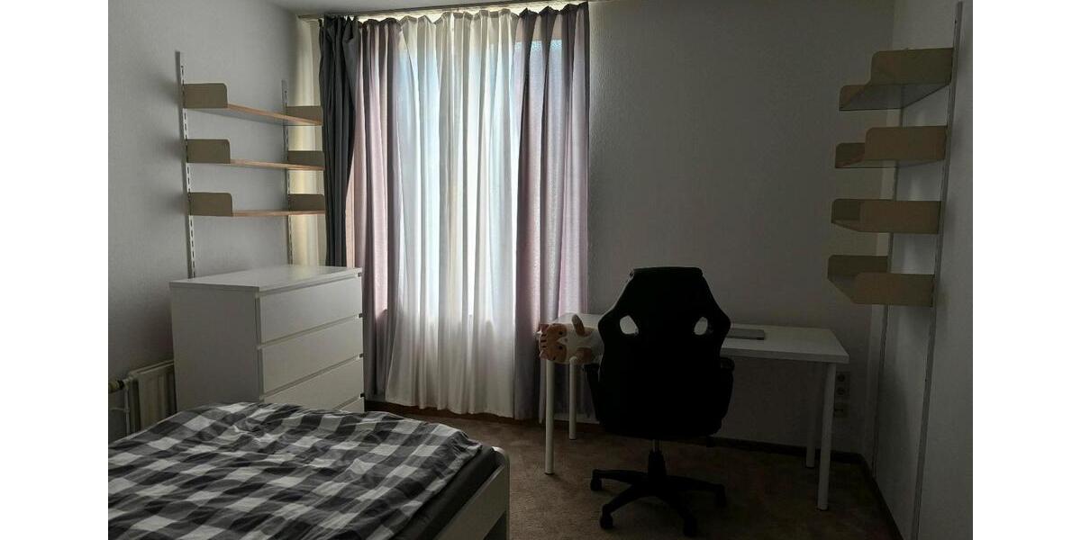 Etagenwohnung Köln Nippes - 1 Zimmer, 31 m&sup2;, 500&euro; | Angebot:25297807