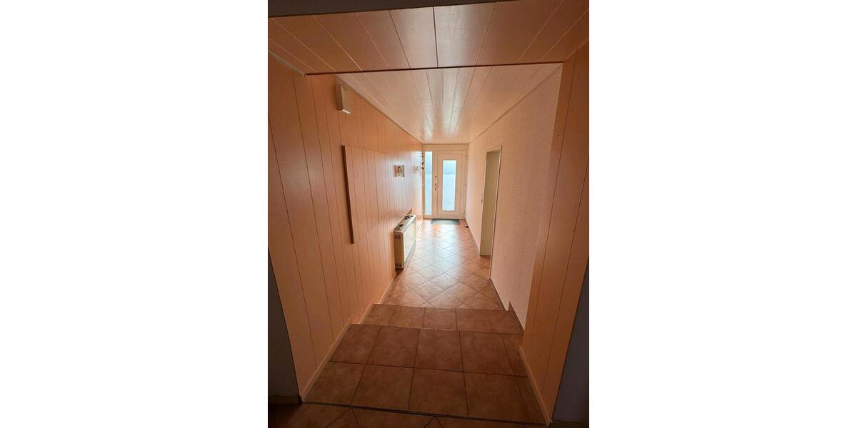 Einfamilienhaus Niederzier - 6 Zimmer, 178 m&sup2;, 300.000&euro; | Angebot:25854677