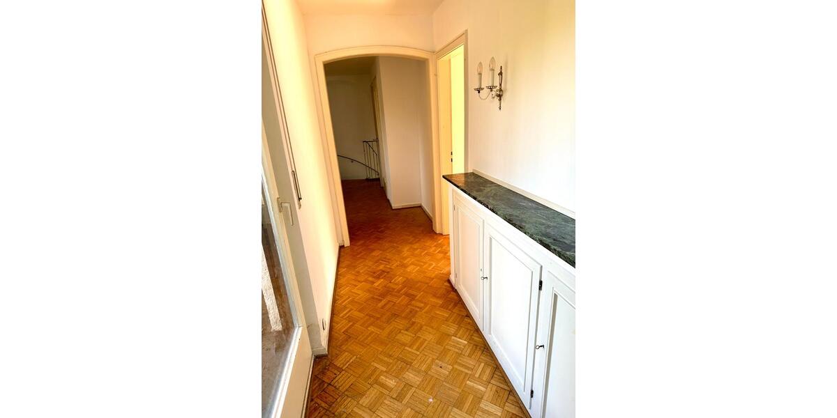 Etagenwohnung Köln Mülheim - 3 Zimmer, 100 m&sup2;, 1.100&euro; | Angebot:25590253