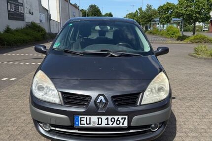 Renault Scenic 101.000 km 3.300 &euro; Euskirchen 53879