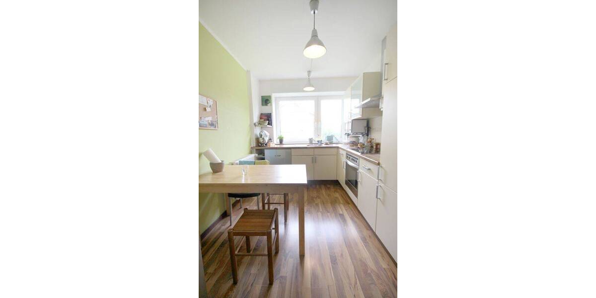 Etagenwohnung Köln-Bilderstöckchen Weidenpesch - 3 Zimmer, 78 m&sup2;, 1.200&euro; | Angebot:26852986