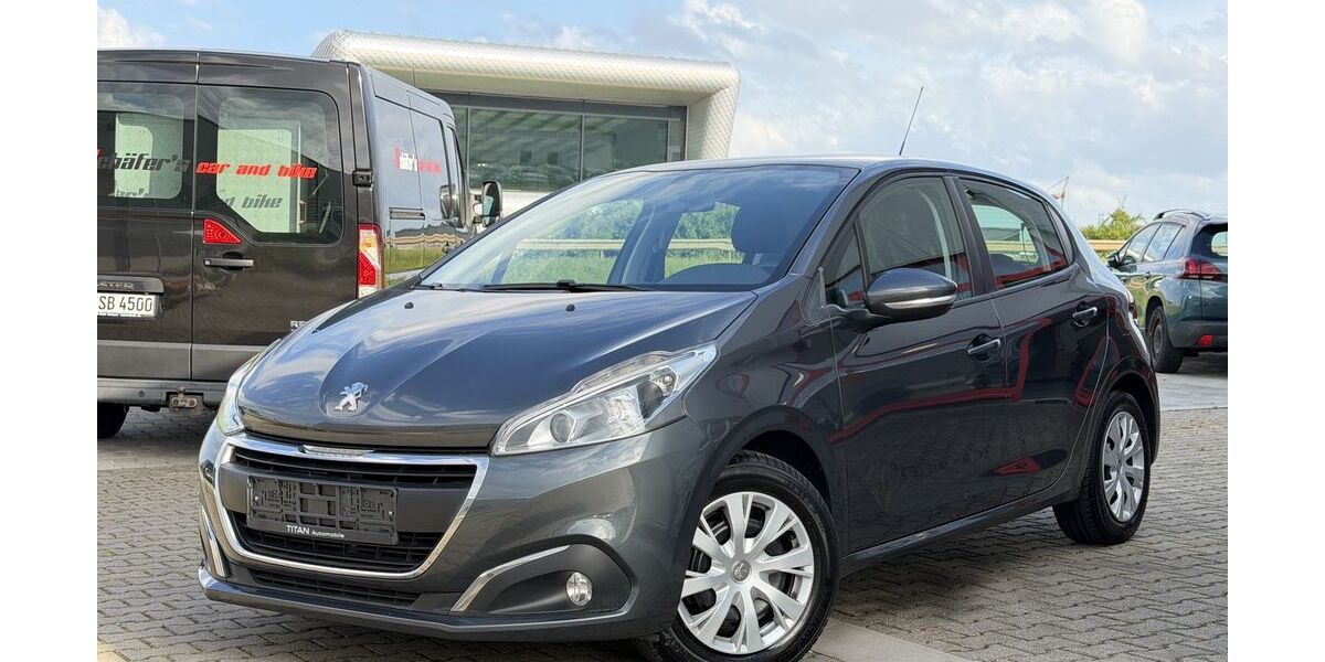 Peugeot 208 121.200 km 4.850 &euro; Erftstadt 50374