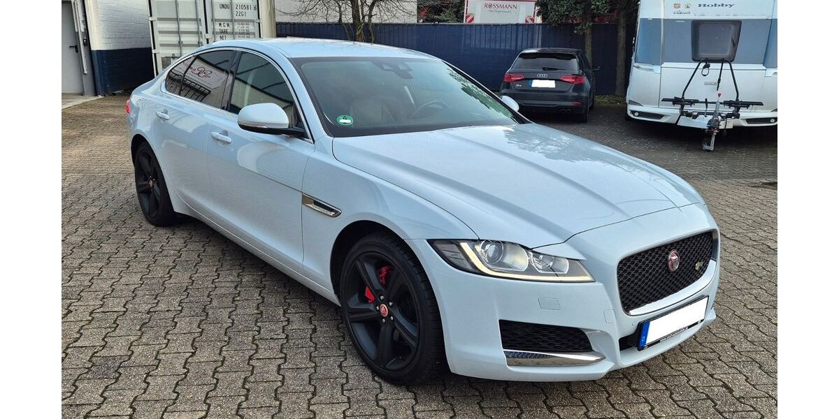 Jaguar XF 39.815 km 21.200 &euro; Köln 50769