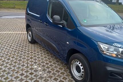 Citroen Berlingo 126.000 km 11.000 &euro; Euskirchen 53881