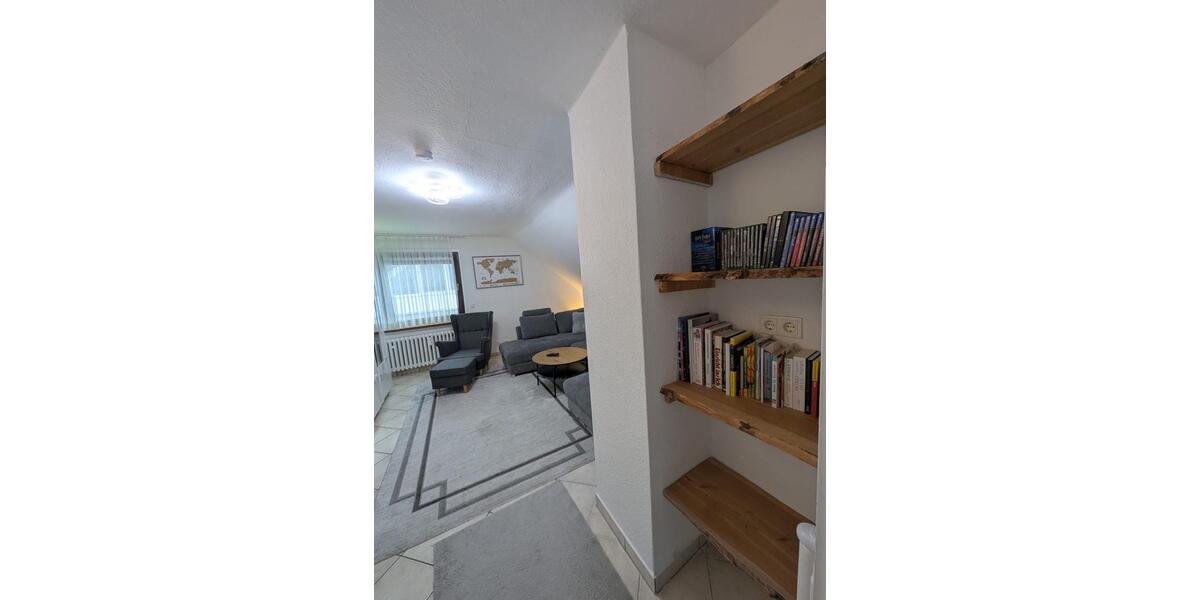 Dachgeschoßwohnung Köln Porz - 4 Zimmer, 94 m&sup2;, 1.310&euro; | Angebot:25949050