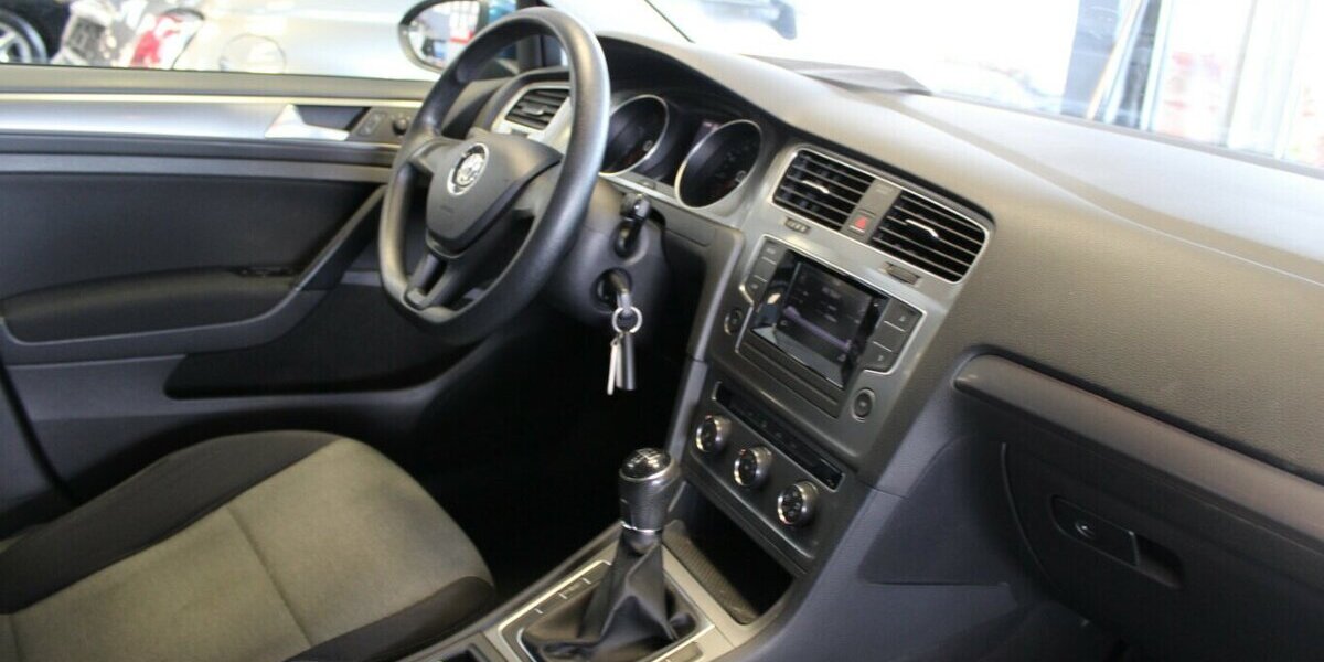 VW Golf 1.2 TSi BMT - Klima - 99.116 km 9.980 &euro; Euskirchen 53881