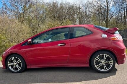 Honda Civic 257.000 km 2.100 &euro; Vettweiß 52391