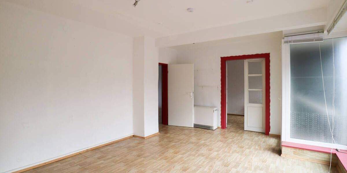 Mehrfamilienhaus, Wohnhaus Dormagen Dormagen-Mitte - 7 Zimmer, 147 m&sup2;, 330.000&euro; | Angebot:25689676