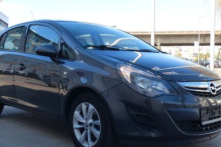 Opel Corsa 100.000 km 5.999 &euro; Köln 51105