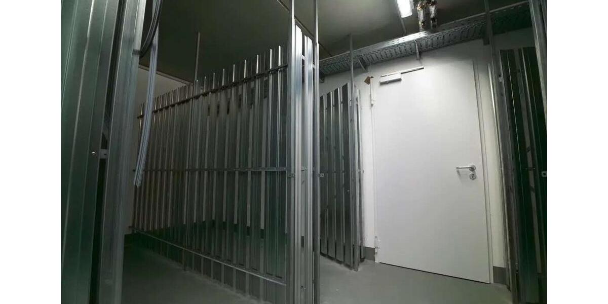 Etagenwohnung Köln Lindenthal - 1.5 Zimmer, 30 m&sup2;, 940&euro; | Angebot:25854843