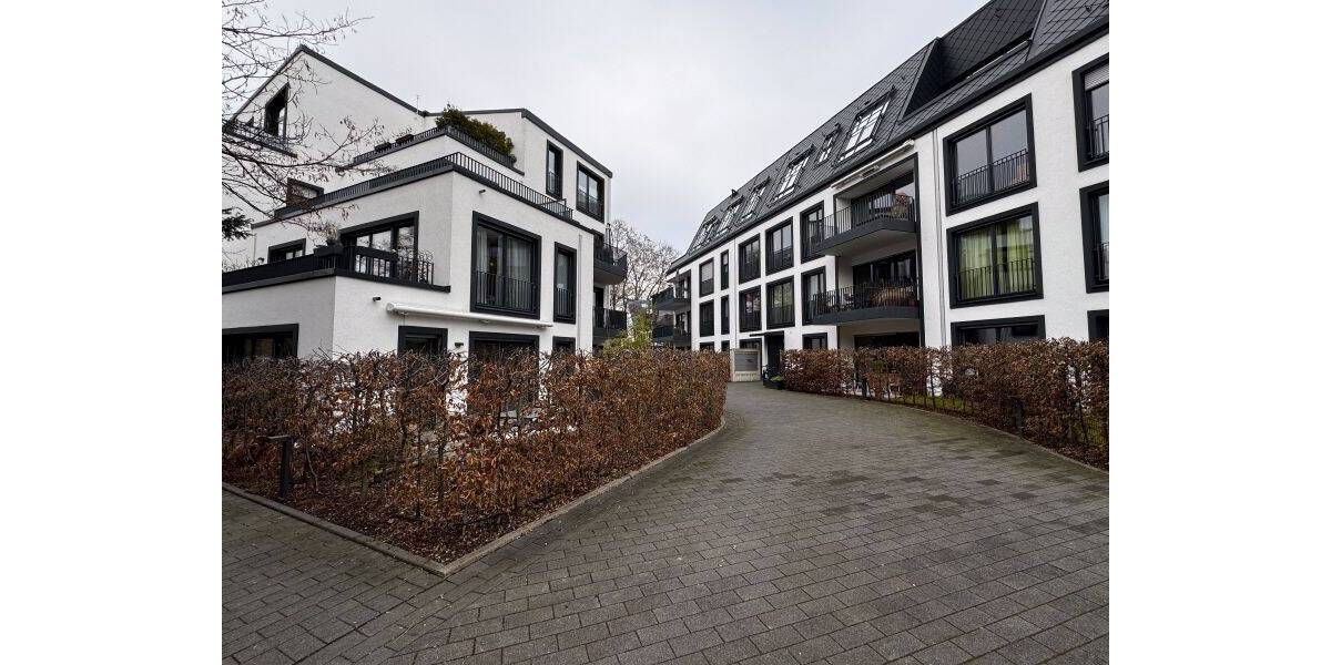 Etagenwohnung Köln Marienburg - 3 Zimmer, 100 m&sup2;, 1.970&euro; | Angebot:26858687