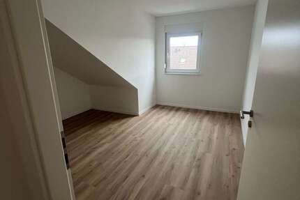 Wohnung Köln Wahnheide - 3 Zimmer, 81 m&sup2;, 1.400&euro; | Angebot:26824542