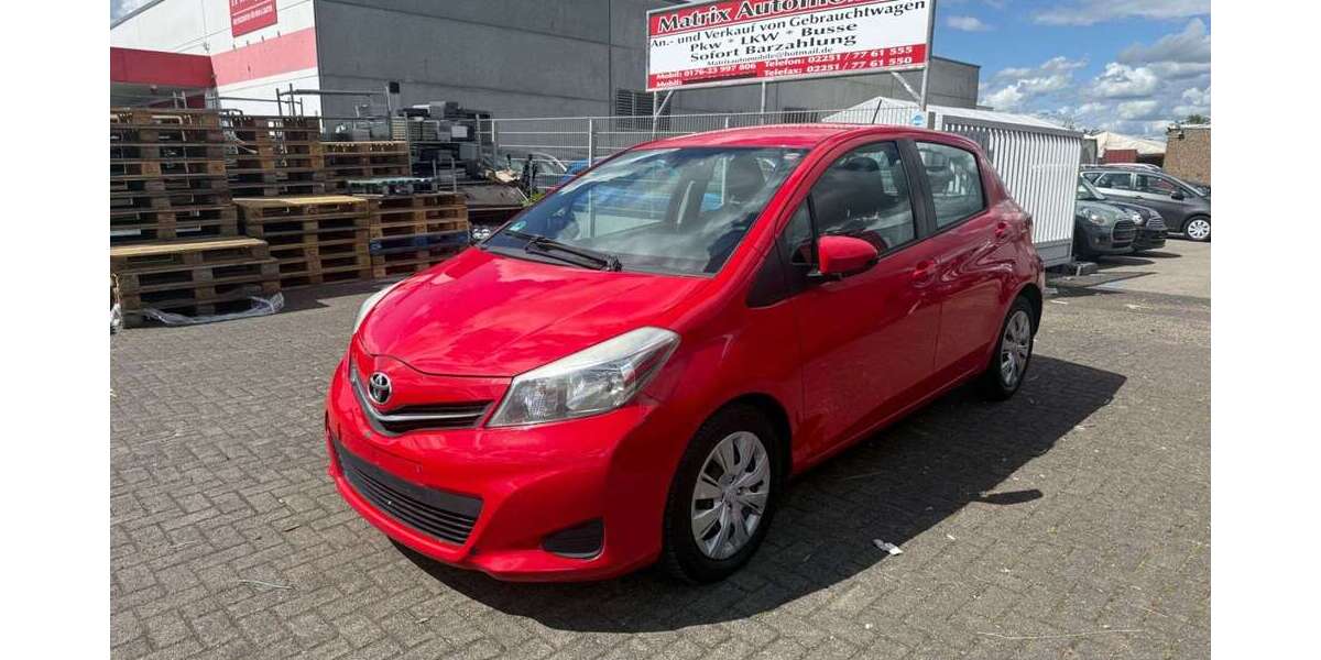 Toyota Yaris 280.000 km 3.299 &euro; Euskirchen 53879