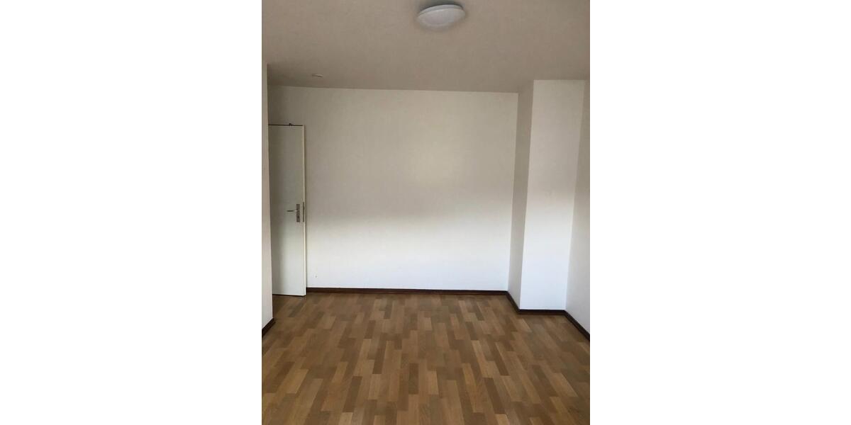 Dachgeschoßwohnung Köln Chorweiler - 1 Zimmer, 20 m&sup2;, 700&euro; | Angebot:25769630