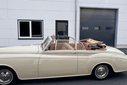 Rolls Royce Silver Cloud 48.850 km 129.000 &euro; Pulheim 50259