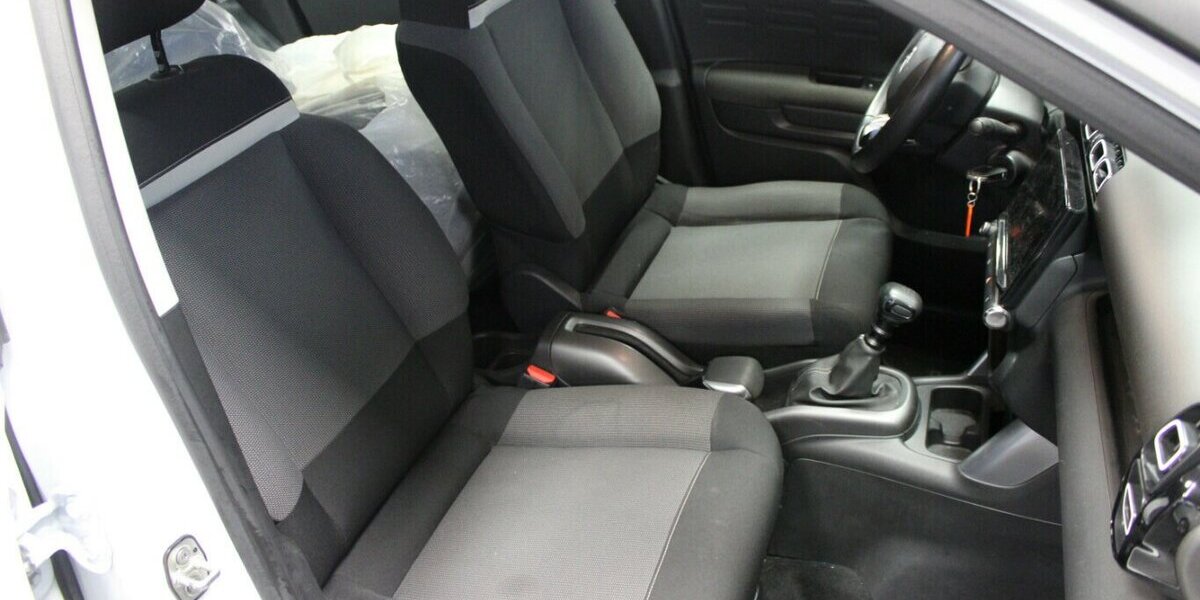 Citroen C3 Aircross BlueHDI 100 Feel 118.441 km 9.980 &euro; Euskirchen 53881