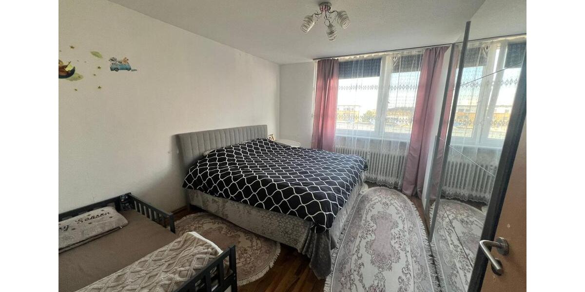 Etagenwohnung Dormagen Hackenbroich - 3 Zimmer, 73 m&sup2;, 1.000&euro; | Angebot:25898936